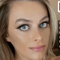 Sarah Civilian Nøgen