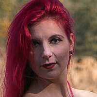 SaRie Nøgen