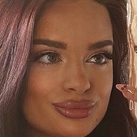 Shaina Michaela Nøgen
