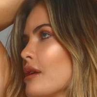 Shannon Decker Nøgen