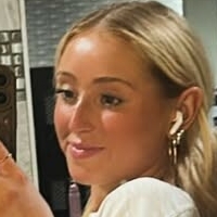 Shea Contillo Nøgen