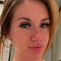 Shelby Parker Nøgen