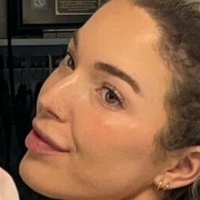 Sidney Sky Nøgen