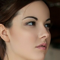 Sierra Elizabeth Nøgen