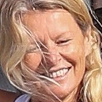 Simone Callahan Nøgen