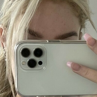 skye Nøgen