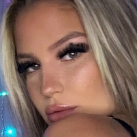 Skylaa Rose Nøgen