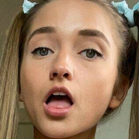 skylermae Nøgen