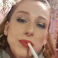 smokingmom Nøgen