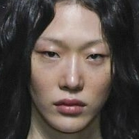 So Ra Choi Nøgen