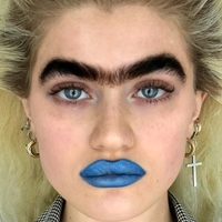 Sophia Hadjipanteli Nøgen