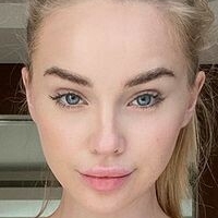 Staci Carr Nøgen