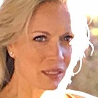 Stephanie Vogt Nøgen