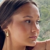 Stephanie Zustovich Nøgen