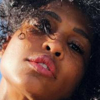 Suni Sweeney Nøgen