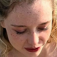Suzanna Son Nøgen