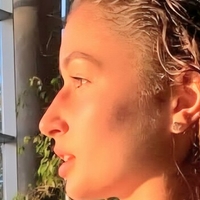 Szonja Stollar Nøgen