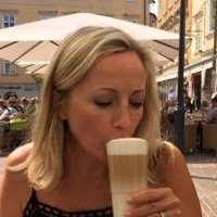 Tara Ellison Nøgen