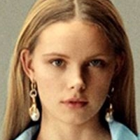 Tara Halliwell Nøgen