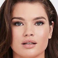 Tara Lynn Nøgen