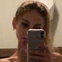 Tarah Kayne Nøgen