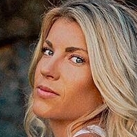 Taylor Hunt Nøgen