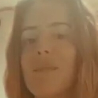 Tehila_emergi Nøgen