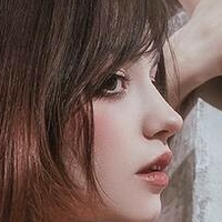 tenletterserie Nøgen