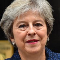 Teresa May Nøgen