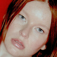 Thali Bouchard Nøgen