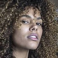 Tina Kunakey Nøgen