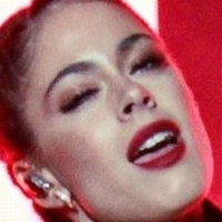 Tini Stoessel Nøgen