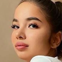 tiynmay Nøgen