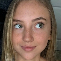 Tori Trevino Nøgen