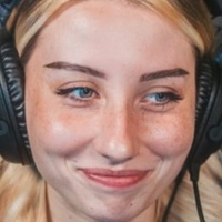 veylaneey Nøgen