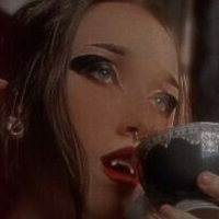 vialwoodvampire Nøgen