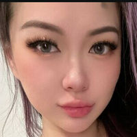 Vicki Li Nøgen
