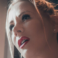 Victoria Nova Nøgen