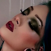 Violetreigncb Nøgen