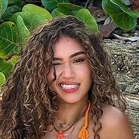 Viri Alexsha Nøgen