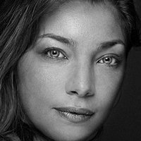 Ynda Rouya Nøgen
