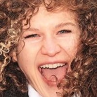 Yohanna Schwertfeger Nøgen