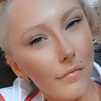 Yummymumm88 Nøgen