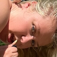 Zoe Grace Nøgen