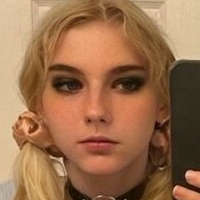 zoe Nøgen