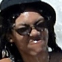 Zola Murphy Nøgen